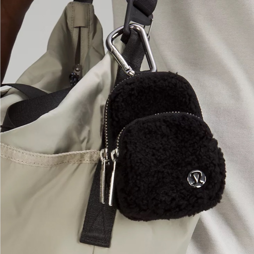 Lululemon mini clip on backpack